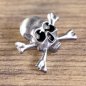 Preview: Piraten Pin - Totenkopf, gekreuzte Knochen, schwarze Augen