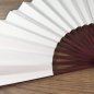 Preview: Bambus / Seiden Fächer, Bordeaux-Weiß, 59 x 34 cm
