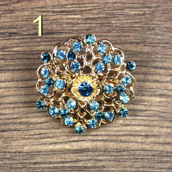 Preview: Broschen mit blauen Steinen, Gold / Altgold