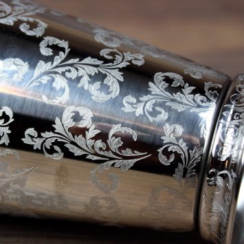 Preview: Edelstahl Becher mit graviertem Muster