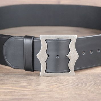 Preview: 7,5 x 143 cm, Umfang von 111 - 132 cm, Piraten Gürtel, Rindsleder, Schwarz, AS