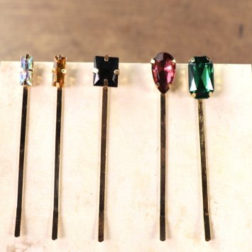 Haarklammern mit Schmucksteinen