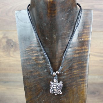 Amulett Schildkröte mit Baby, braun-weiß