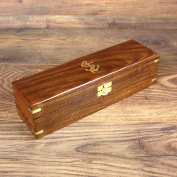 4 Rumbecher mit Henkel und Holzbox