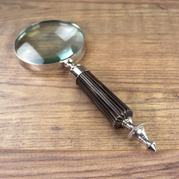 Lupe mit Kunststoff Griff