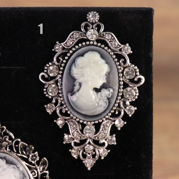 Motiv 1 Kamee Broschen Farbe: Braun, Beige und Altgold