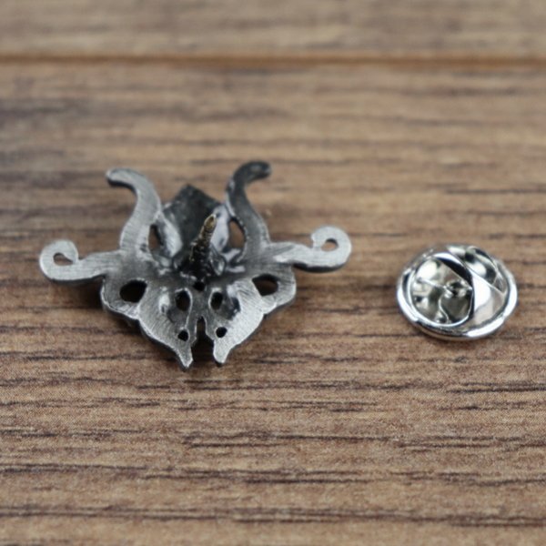 Oktopus Pin