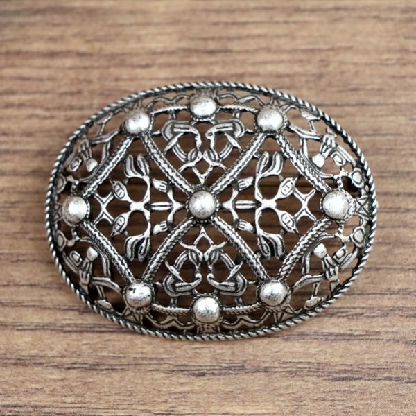 Wikinger ovale Brosche, Schalenfibel "Hände und Halbkugeln" - Mattsilbern