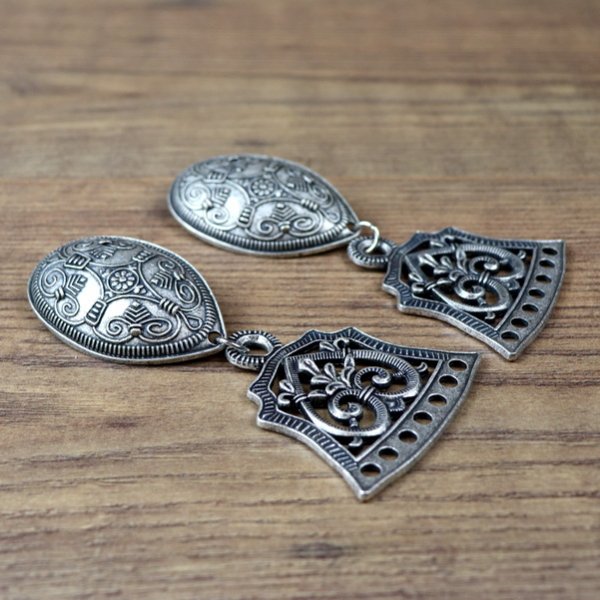 Wikinger Schalenfibel mit Verteiler, Farbe: Altsilber