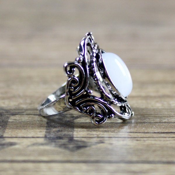 Triquetra Ring - Silberfarben / Blau