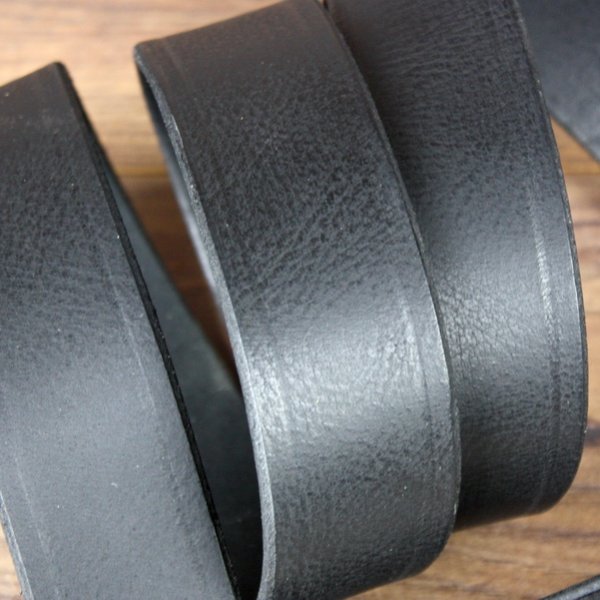 4 x 163 cm Viking Belt, Buffalo Leather, Black, Triquetras - AB
