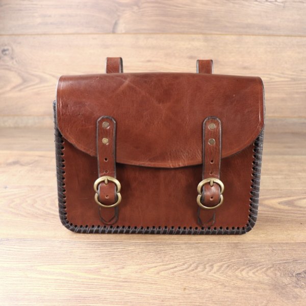 Gürteltasche, groß, Buchtasche, Mittelbraun, mit Schnallen