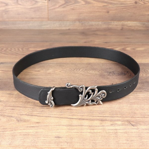 4 x 124 cm - Umfang für 100 - 115 cm, Büffelleder Gürtel - schwarz, mit floralem Ornament Buckle Schnalle AS