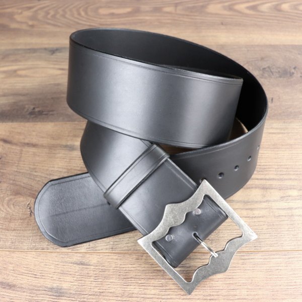 7,5 x 143 cm, Umfang von 111 - 132 cm, Piraten Gürtel, Rindsleder, Schwarz, AS