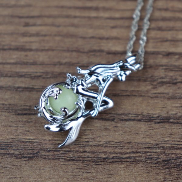 Meerjungfrau Halskette mit "leuchtender" Kugel
