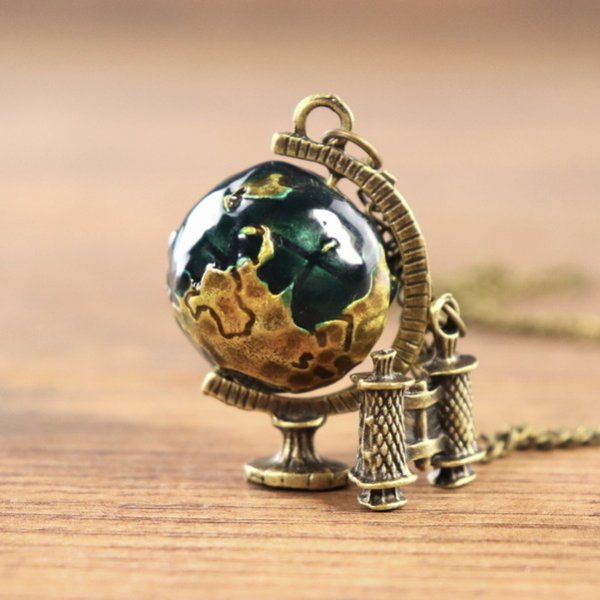 Halskette Globus mit Fernglas