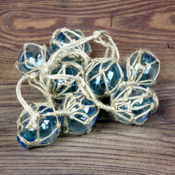 8 Glass Fisherman Balls on a Rope - Sea Blue