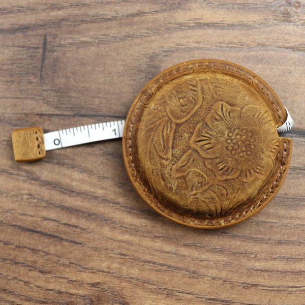 Maßband mit Lederhülle, 150 cm