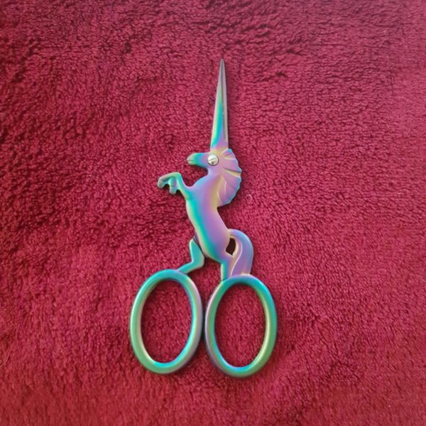 Schere - "Regenbogen" farbenes Einhorn