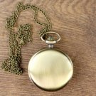 Schlichte Taschenuhr mit Klappdeckel, Farbe: Altmessing